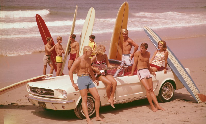 California's surf wars: wave 'warlords' go to extreme lengths to defend their turf