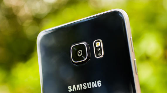 Samsung still smarting from phone slump
